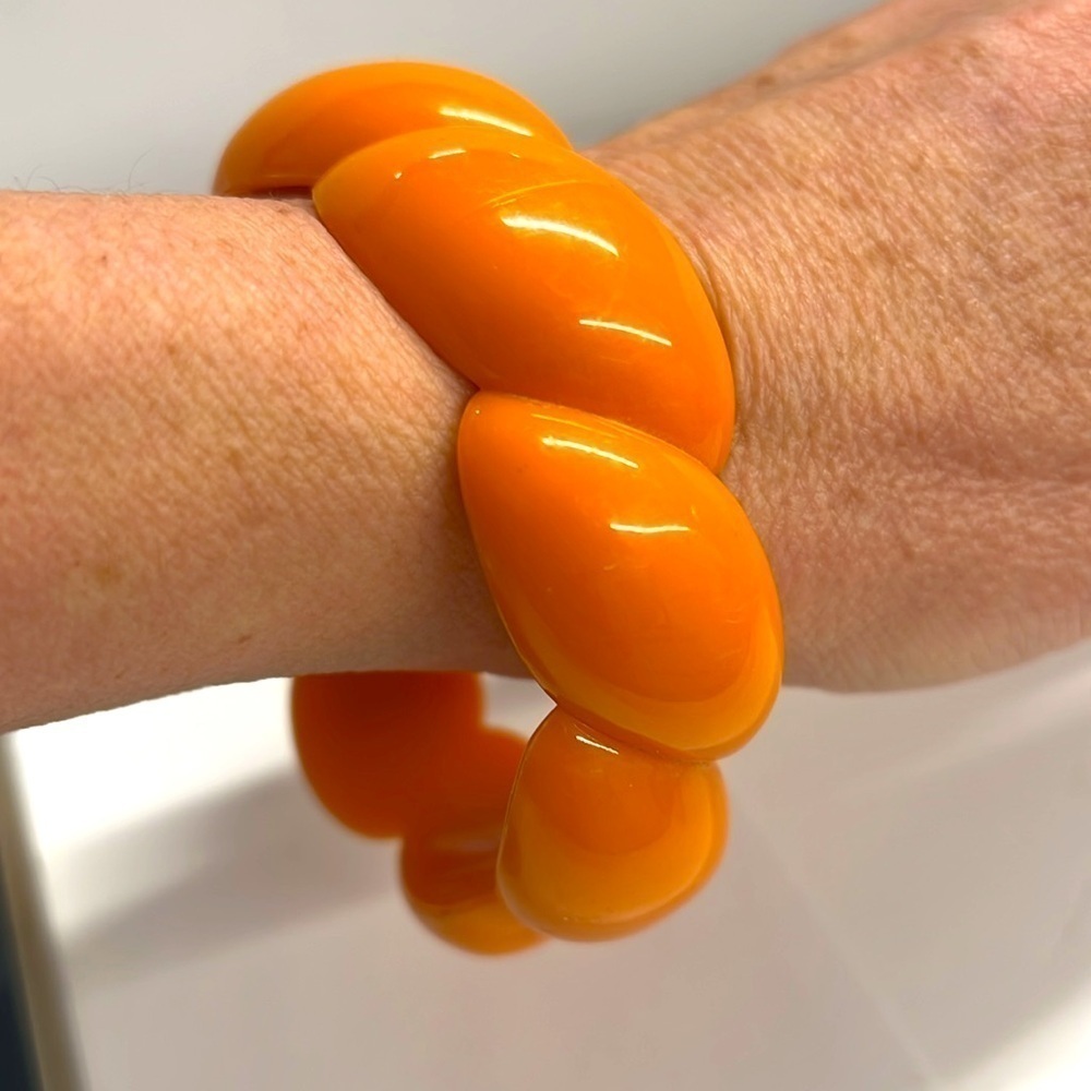 Orange Lucite Rope Pattern Bangle Bracelet - Picture 2 of 6